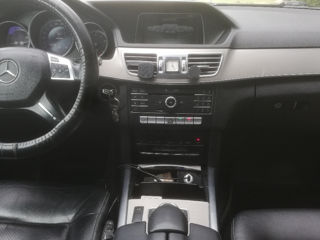 Mercedes E-Class foto 9