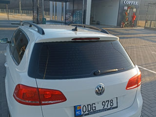 Volkswagen Passat foto 2