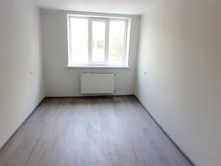 Apartment 37 m. O odaie cu living, autonomă, termopane, reparație Ialoveni str. Chilia 2. 22000 euro foto 5