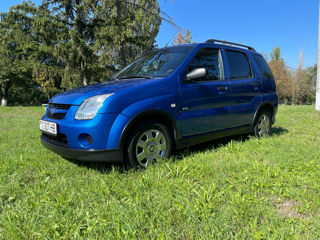 Suzuki Ignis foto 1