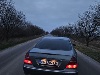 Mercedes E-Class foto 6