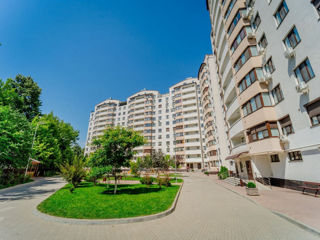 Apartament cu 2 camere, 71 m², Sculeni, Chișinău