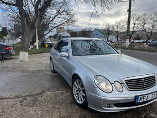 Mercedes E-Class foto 3