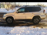 Toyota Land Cruiser Prado foto 2