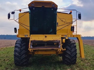 New Holland foto 2