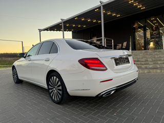 Mercedes E-Class foto 4