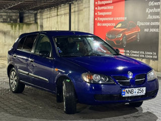 Nissan Almera foto 8