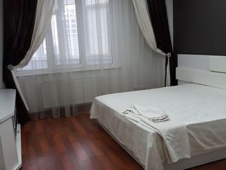 Apartament cu 3 camere, 90 m², Centru, Chișinău