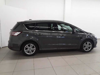 Ford S-Max foto 4