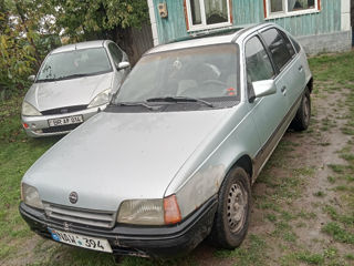 Opel Kadett foto 3