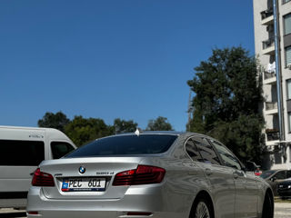 BMW 5 Series foto 3