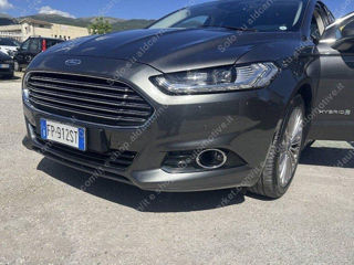 Ford Mondeo foto 9