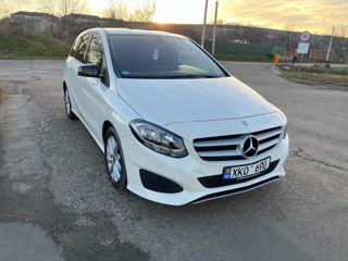 Mercedes B-Class foto 9