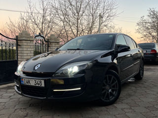 Renault Laguna foto 2