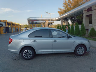 Skoda Rapid foto 4