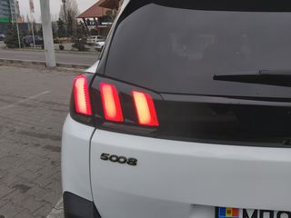 Peugeot 5008 foto 6