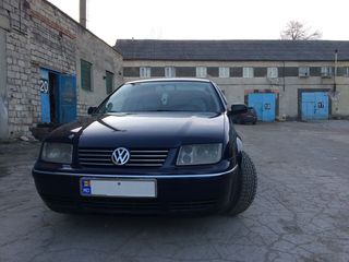 Volkswagen Bora foto 2