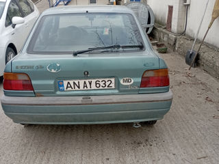 Ford Escort фото 1