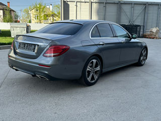 Mercedes E-Class foto 6