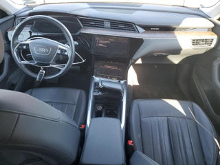 Audi e-tron foto 8