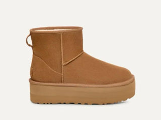 UGG originale, noi in cutie