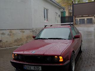 BMW 5 Series foto 1