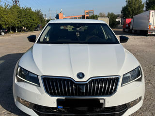 Skoda Superb foto 3