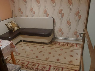 Apartament cu 2 camere, 33 m², Centru, Bălți foto 2