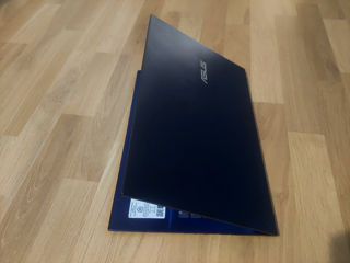 Asus Zenbook 15 Pro Nvidia GTX 1650 + Intel I7-10870h foto 2