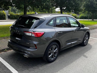 Ford Kuga foto 2