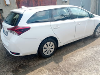 Toyota Auris foto 5