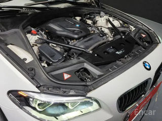 BMW 5 Series foto 6