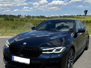 BMW 5 Series foto 3