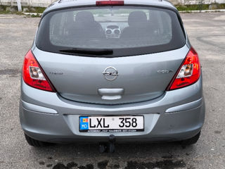 Opel Corsa foto 2