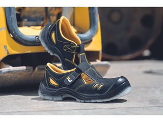 Sandale de protecţie Black Knight S1 / Защитные сандалии BK TPU MF S1P SRC foto 1