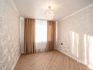 Apartament cu 3 camere, 72 m², Buiucani, Chișinău foto 3