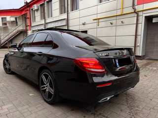 Mercedes E-Class foto 4