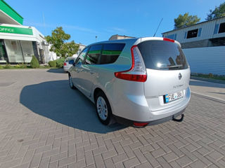 Renault Grand Scenic foto 8