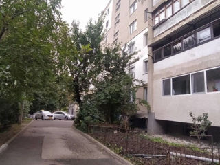 Apartament cu 3 camere, 82 m², Ciocana, Chișinău foto 2