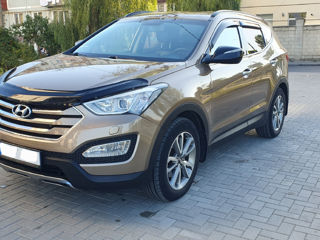 Hyundai Santa FE foto 1