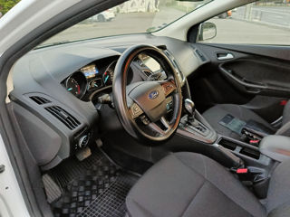 Ford Focus foto 8