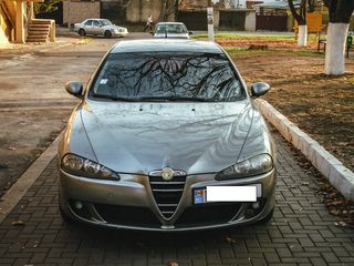Alfa Romeo 147 foto 2
