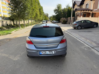 Opel Astra foto 4