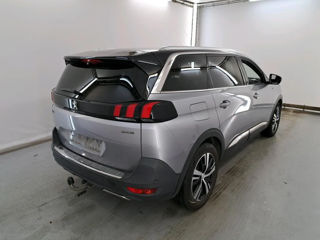 Peugeot 5008 foto 3