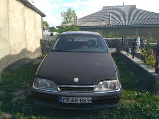 Opel Omega foto 4