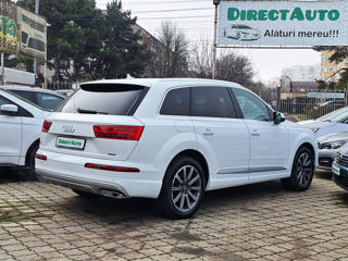 Audi Q7 foto 2