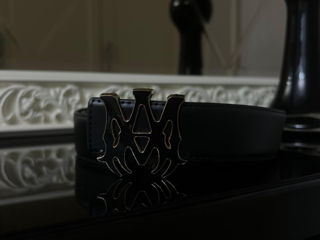 Pantaloni denim tears și curele:Burbarry(cu 2 pârți),2 louis vuitton și Amiri foto 8