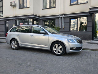 Skoda Octavia foto 3