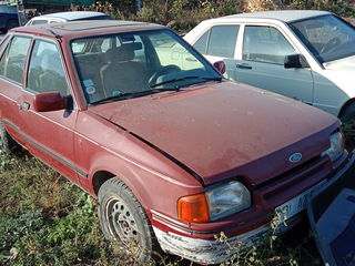 Ford escort foto 1