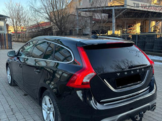 Volvo V60 foto 4